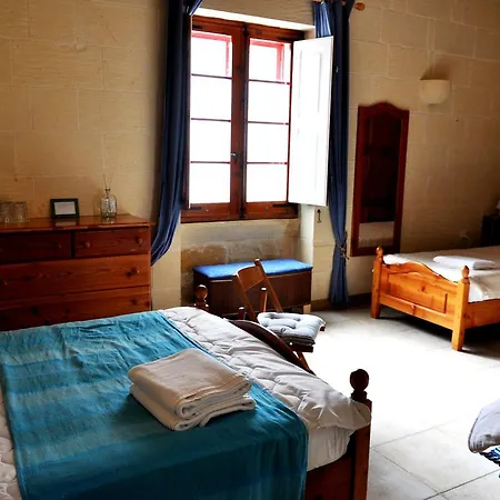 Taljola * Għarb