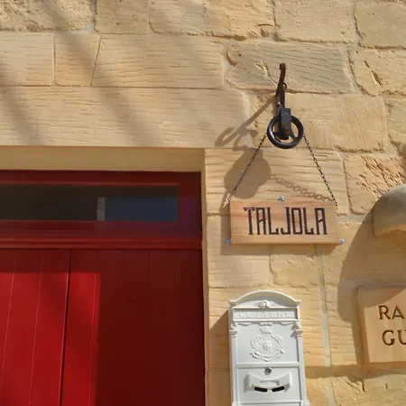 Bed & Breakfast Taljola *